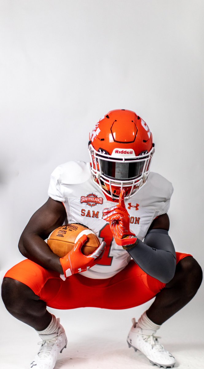 TaylorDavis_27's tweet photo. #AGTG after a Great conversation with  @DBCoachMcGraw I’m blessed to receive an offer from @BearkatsFB ⚪️🟠
@Perroni247 @RPHS_FB https://t.co/j3TbIsEuJ0