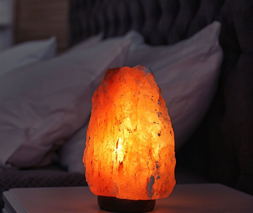 Euphoriawc's tweet image. Boost your decor with a himalayan salt lamp. These natural, classy decorations are fantastic for giving any space a different energy. Stop by the clinic to pick yours up today!

#yyc #decor #bedroom #massage #euphoria #living #lamp #saltlamp #himalayan #shoplocal #yyclocal