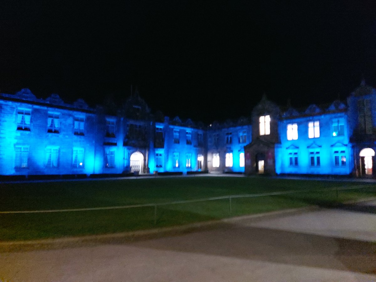 HCJonathanDrew's tweet photo. I had a great evening today speaking with students at @univofstandrews on LGBTQ+ issues and foreign affairs.  They are going to be formidable advocates and activists for further change and equality across the world!  Impressive. https://t.co/dH5wax5Kjc