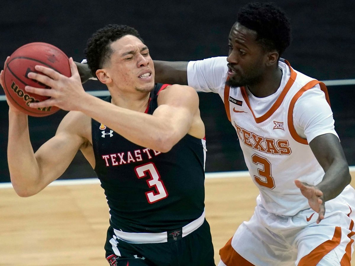 Texas Tech Fans Found the Code to Buy University of Texas Tickets and Crashed UT's Website Selling Out Their Game in Austin barstoolsports.com/blog/3402796/t…