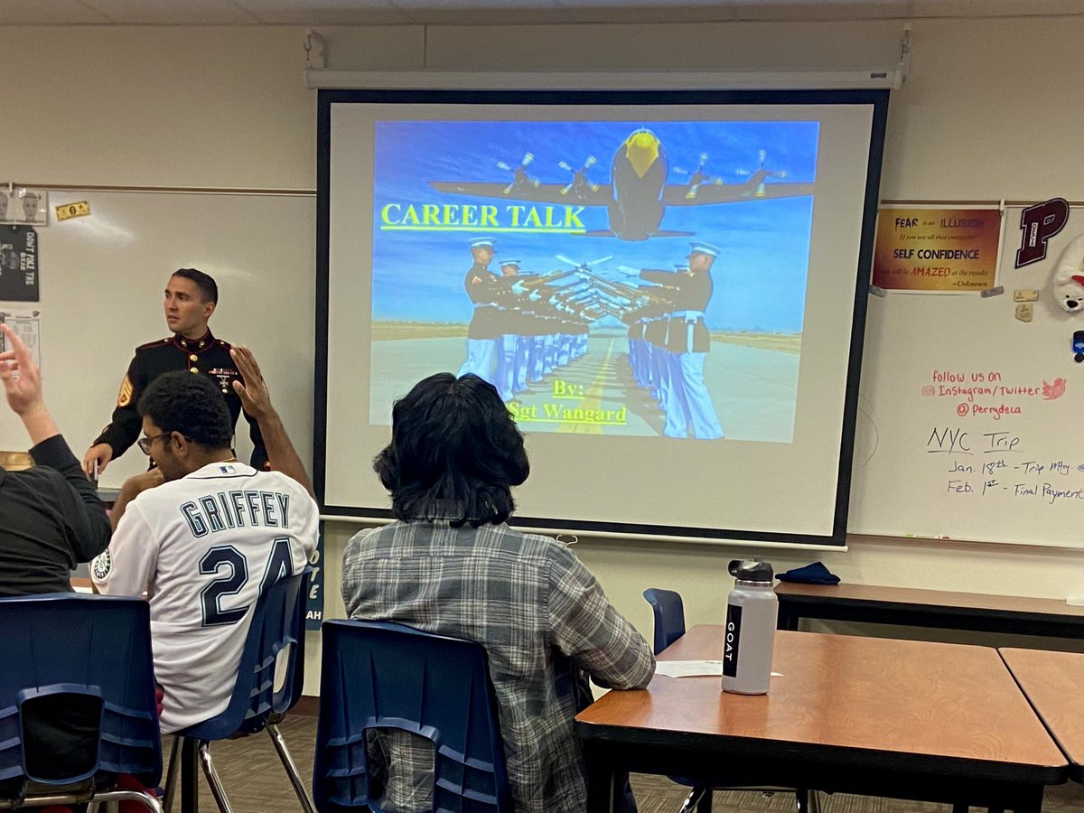 PerryDECA's tweet image. We got an honorable visit from the school’s marine recruiter, he helped us explore our possible futures in the US military. #maximizeyourmomentum #maxmomentum