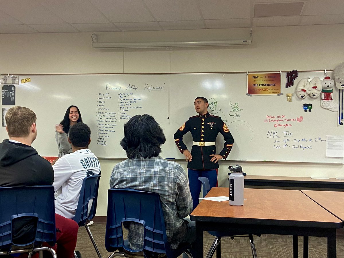 PerryDECA's tweet image. We got an honorable visit from the school’s marine recruiter, he helped us explore our possible futures in the US military. #maximizeyourmomentum #maxmomentum