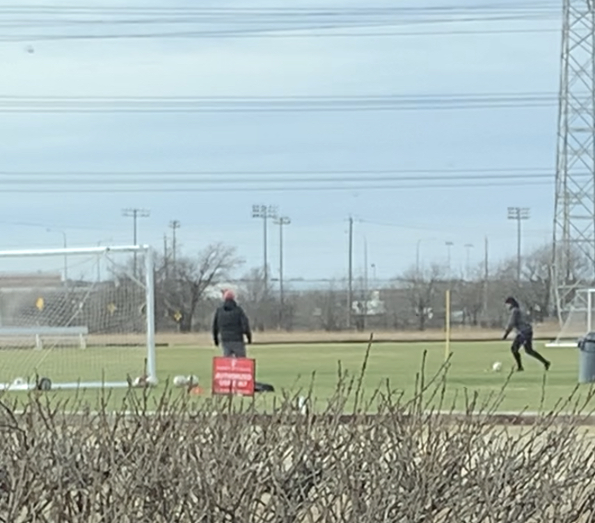 A little chilly outside, but working hard to get back on the field...won't be long now!!  ⚽️🥶