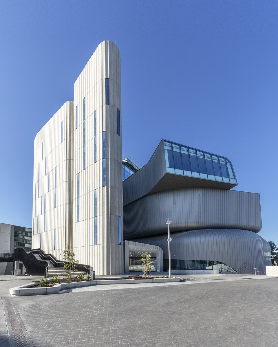 BESIXWatpac tweet media