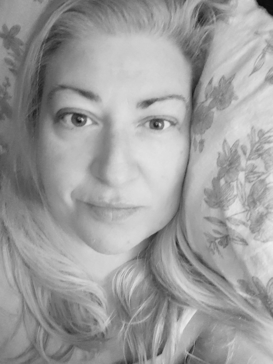 Zee207702's tweet photo. Quote tweet with a B &amp; W photo of yourself. https://t.co/I0N5prVbAK
