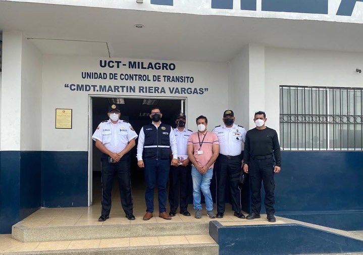 FabricioFreireG's tweet photo. #Guayas | Recorridos 🗺 
✅ Unidad de Control de Tránsito de Milagro.
✅ Unidad de Control de Tránsito de la Aurora.
 
@ctecuador 
@carloeloy 
@ObrasPublicasEc 
@MarceloHCabrera 
#VamosBienCTE
#JuntosLoLogramos 🇪🇨 https://t.co/5Da9DOvJVe