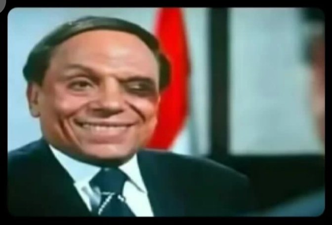 بشد البطانيه ع صدري بالليل و ايدي فلتت😂😂💔