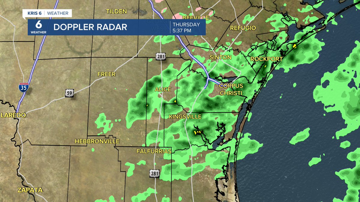 DaleNelsonWX's tweet photo. From Dale Nelson: Wet and cold for now with the wintry mix not starting up until after 9pm in our western areas. Details coming up on KRIS 6 at 6 #CCWX https://t.co/r6aiY4exzK