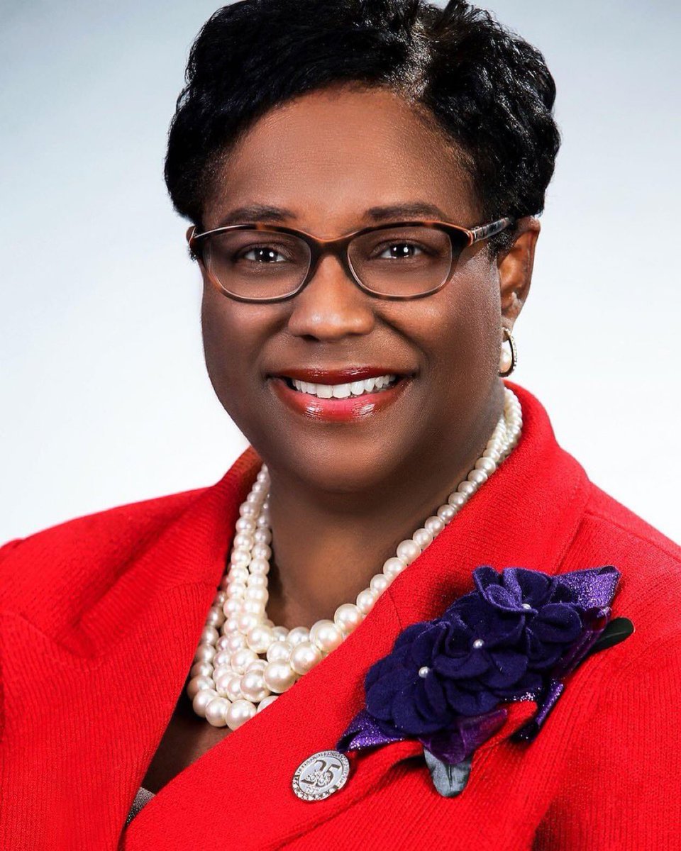 😞Speechless… ❤️Rest in Power beautiful Soror. Praying for the family and friends of Cheryl A. Hickmon, National President of our beloved Delta Sigma Theta Sorority, Inc.💔🙏🏾 #heavystart2022 #DeltaSigmaTheta #CherylHickmon