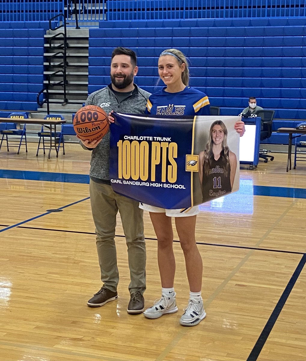EaglesAthletics's tweet photo. Congratulations to Charlotte Trunk (1000 Career Points) and Erin O’Connor (School Record 303 Career Steals)! 🦅🏀💪 https://t.co/tW3rfWoXIj