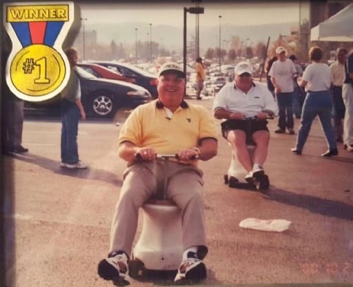 ZacR23's tweet photo. Happy birthday to my papaw in heaven miss my papaw 🙏✊ https://t.co/QPRtxTcCCe