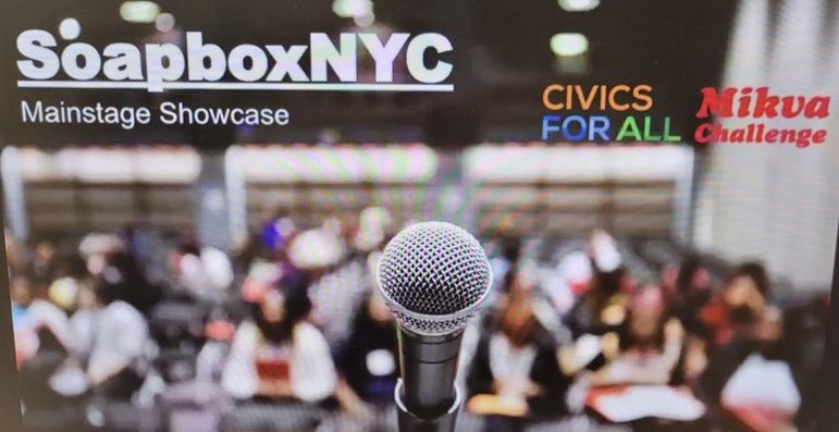 Today was @NYCSchools’ #SoapboxNYC MainStage Showcase! A thread of @Civics_For_All’s tweets about the 8 speeches. #CivicsforAll and @MikvaChallenge did a wonderful job of empowering student voices of the greatest students in the world, NYC K-12 students!