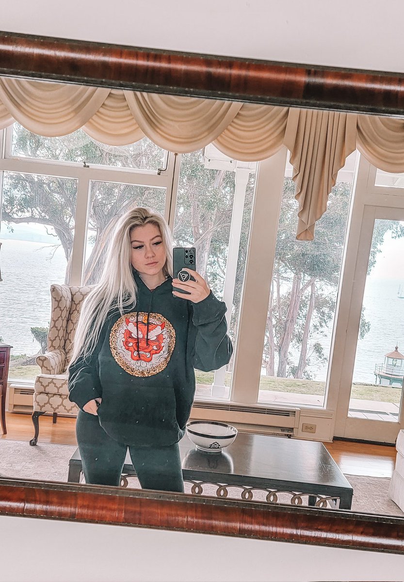 PrimrozeTV's tweet image. S/I to @AddiceInc and @esp_tiger for the merch!!

Really good quality merch for sure!