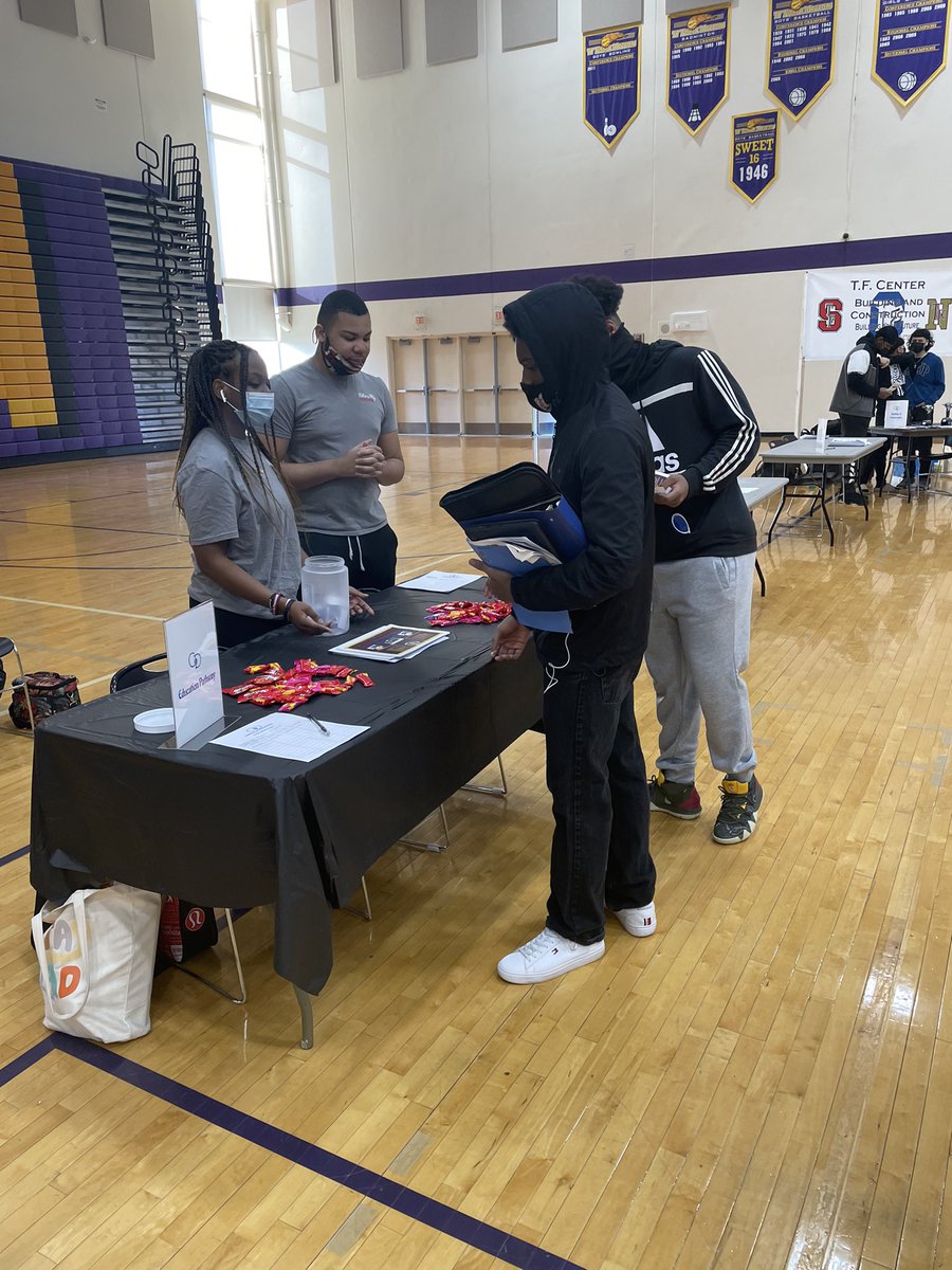 CTE_DIST215's tweet photo. We had a great time today hosting @north_tf CTE Showcase!! Thank you to all our admin, teachers &amp; students who helped make this event a success. @TFSouthTweets we’ll see you tomorrow! https://t.co/wyQ0iLA4EZ