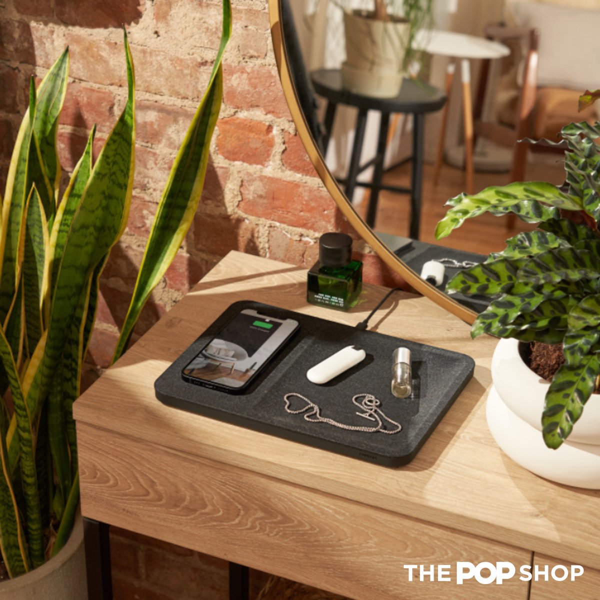 eldeflecto's tweet photo. Charge your devices &amp; keep your accessories organized in one place with a stylish catch-all that will be used &amp; seen everyday. #tech https://t.co/QgG5t6fRqV