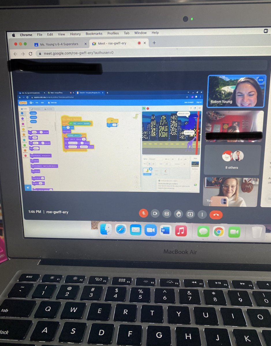 We were blown away by the student engagement and all the new skills learned during our amazing  <a href="/learningcode/">Canada Learning Code</a> workshop. <a href="/robynyoung01/">Ms. Young</a>’s students learned how to create their own games, and even spent their break sharing them with each other🙌🏻 <a href="/VillanovaSchool/">Villanova Jr. High</a>