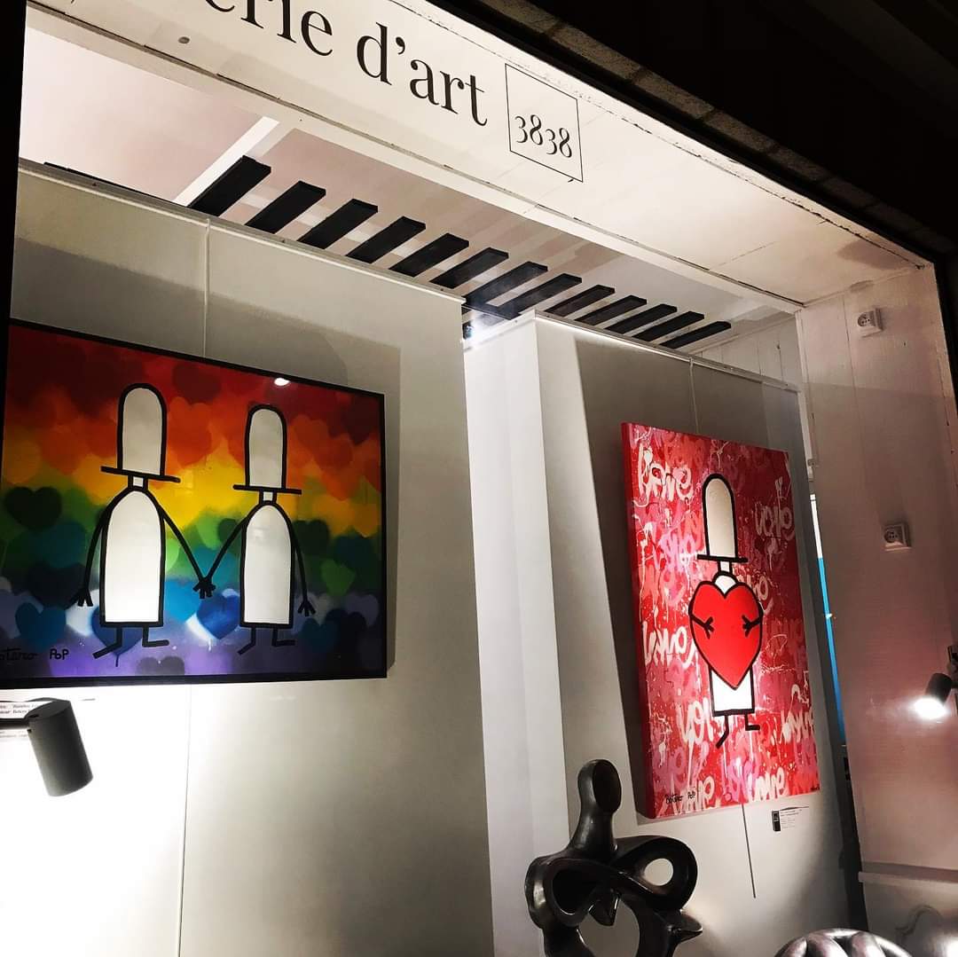 ISAGRAM49's tweet photo. Avec le flamboyant @oscarmartindeBU, les photos de #LeilaForés & les belles collabs avec #LapointeArt
#BoteroPop❣️ #angers #expo #love #heart #streetart #popculture https://t.co/AOQLbaJyv4