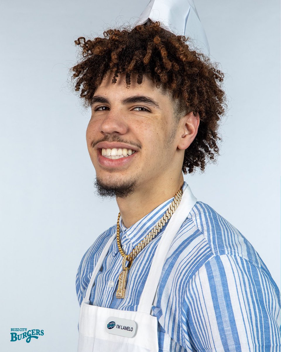 hornets's tweet image. #NBAAllStar Portraits 🖼😁⭐️

RT &amp;amp; VOTE for @MELOD1P!