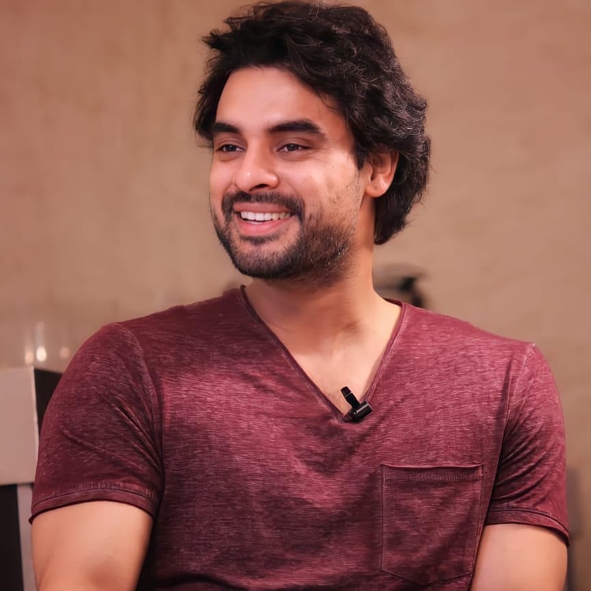 parthiv369's tweet photo. #HBDTovinoThomas | #HappyBirthdayTovinoThomas | @ttovino ❤️🎉⚡ https://t.co/w3mCmmYUxa