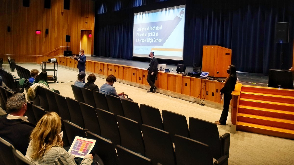 Thank you to all who came to the <a href="/LCSDOfficial/">Liverpool CSD Official - New York State</a> <a href="/LiverpoolCSDNY/">Liverpool C.S.D</a> Career &amp; Technical Education night. It was a pleasure to talk about #CTE #LCSDrone Drone Tech with you! #LiverpoolLeads <a href="/MsD_atLCSD/">Mrs. Dolson</a> @MrLawrence_LHS @misslaroccalhs <a href="/BrettRWoodcock/">Brett Woodcock</a>