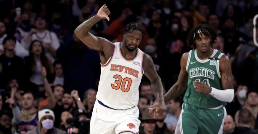 kingdj_5297's tweet photo. Julius Randle had a generational first half 

4 points 🔥
1-7 FG 🔥
2-4 FT🔥
2 TOs 🔥
-8 🔥
2 techs 🔥
1 tantrum 🔥

King of New York? 🤔 https://t.co/e3zu1tj0qe