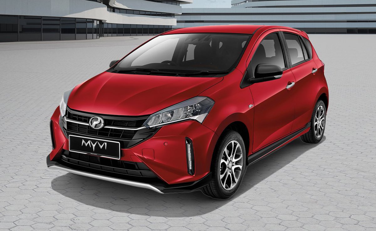 KLperodua's tweet photo. Hi assalamualaikum! 
 
Kepada sesiapa yang merancang nak beli kereta Perodua, Proton atau Honda, boleh DM atau Whatsapp untuk sebarang pertanyaan 🚗 

Pakej fresh grads available!
(T&amp;C applies) 

https://t.co/ZrkOPielBv https://t.co/oAIXS6y7uc