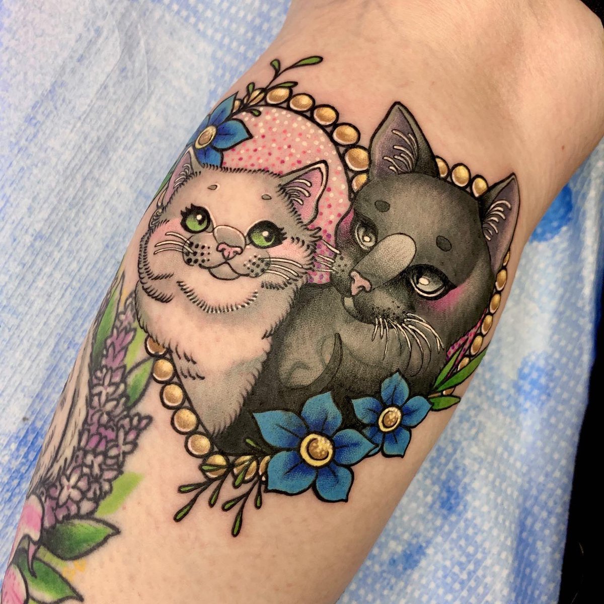 Neotrad jiji and lily from Kiki’s delivery service 🖤🤍🖤🤍