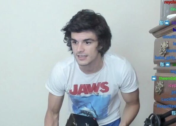 llintty's tweet photo. petition for foolish to grow out his hair https://t.co/CAOtCAJxXJ