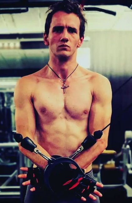 JeffreyHeirman's tweet photo. #fitness 💪💪 https://t.co/egehVOPc2t