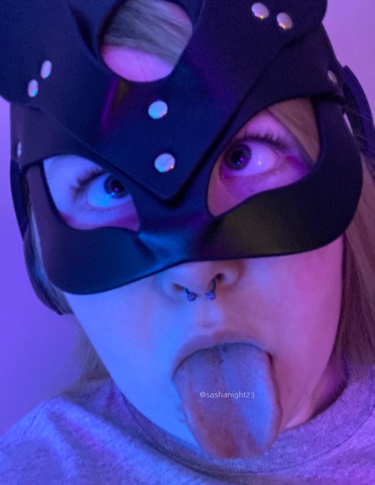 Gonna go play some minecraft and take a dab! I'd love if you played with me...  #PromoteGirls #Adultwork<a href="/tag/bbw"class="tags"><span>#bbw</span></a><a href="/tag/thot"class="tags"><span>#thot</span></a><a href="/tag/customclips"class="tags"><span>#customclips</span></a><a href="/tag/adultwork"class="tags"><span>#adultwork</span></a><a href="/tag/nsfw"class="tags"><span>#nsfw</span></a><a href="/tag/thickthighs"class="tags"><span>#thickthighs</span></a>