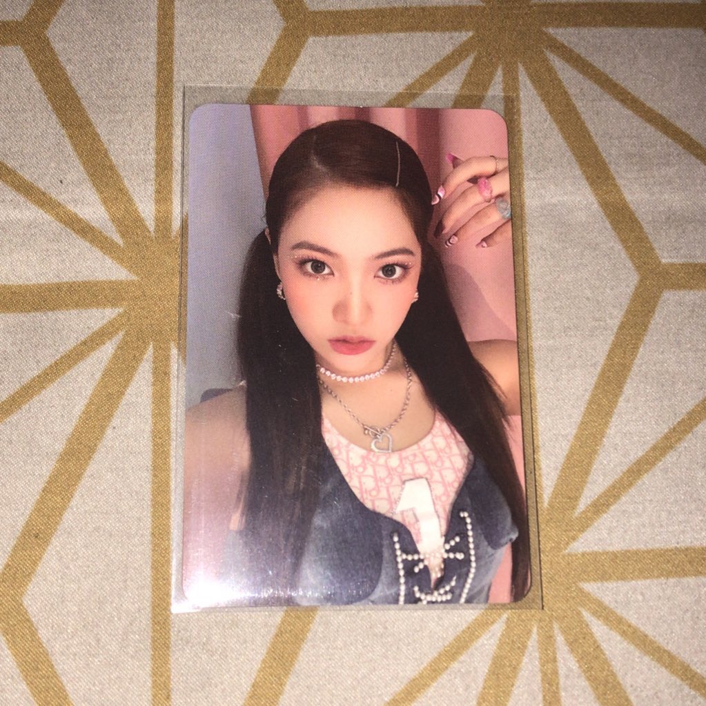 ning2kart's tweet photo. ๐ yeri queendom selca pc
thank you @for210payo letting me adopt yeri pigtails, which is also my prio pc! ๐ฅบ
and thank you so much @seungwaniiicart for hosting the tingi and for the smooth transaction! ๐
#SWCFeedback https://t.co/Tfcd0Mmr9j