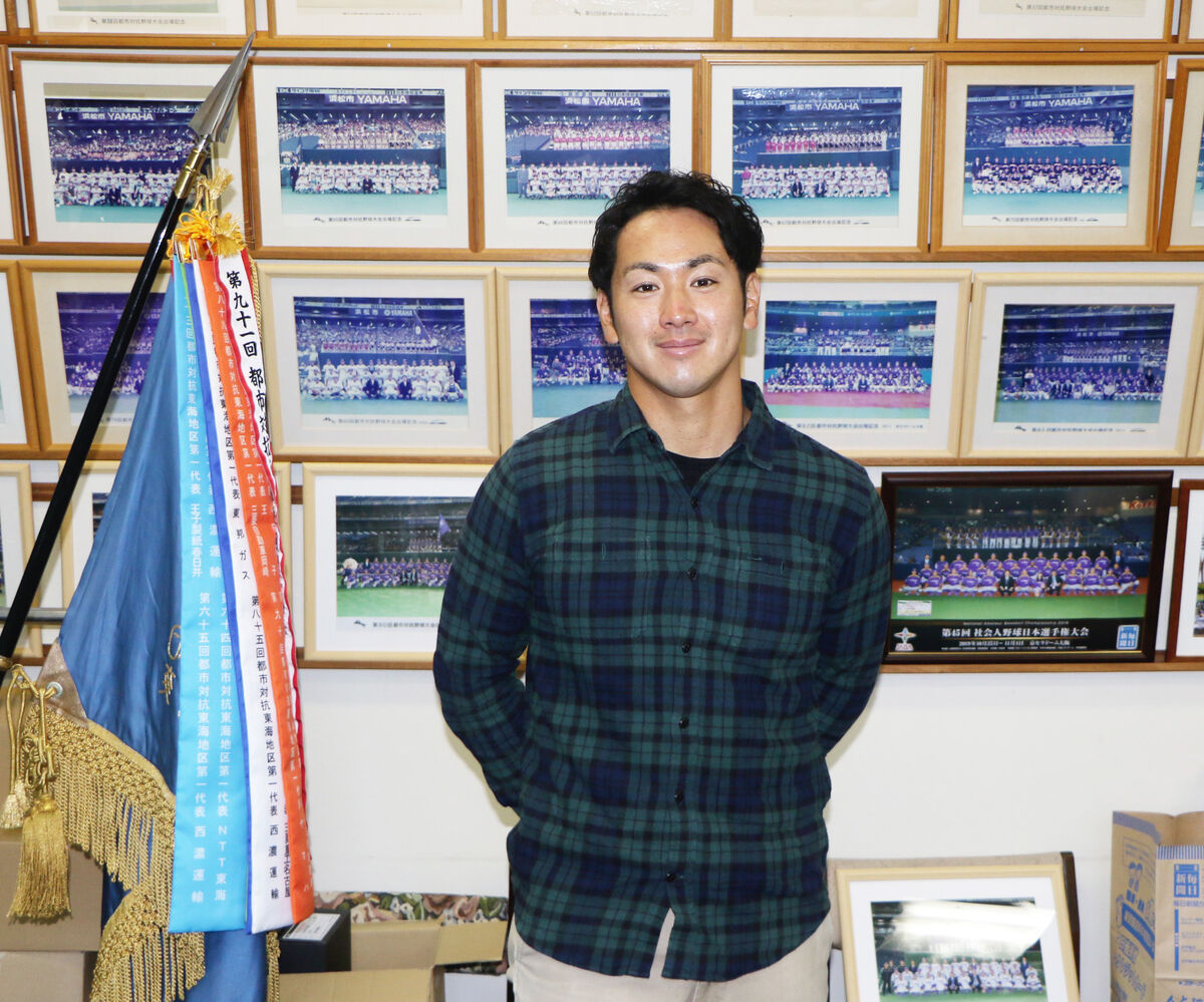 hochi_npb's tweet photo. ほほ笑み王子がグラブを置く・・・元ヤマハ野球部・大野健介氏は一球一球に魂を込めたシズオカビト https://t.co/BrmcrONJxZ #野球 #baseball #yakyu https://t.co/EDL6Edo9sU