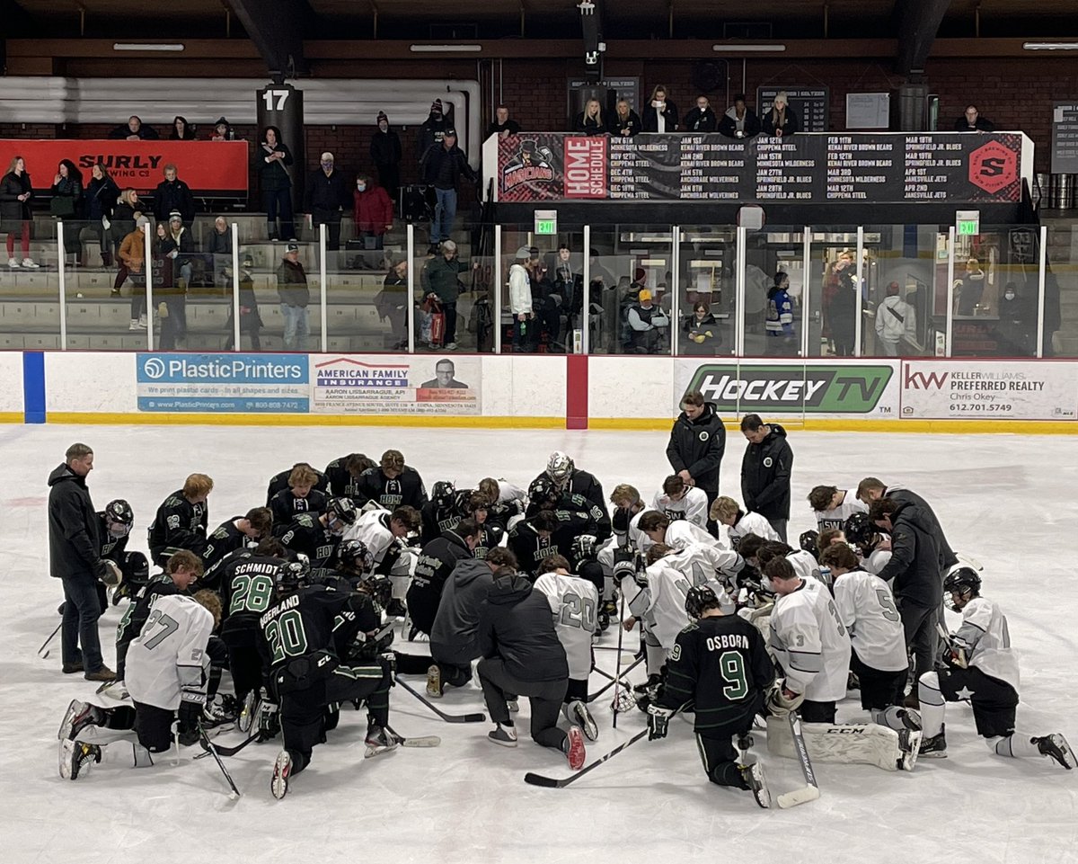 SWCRHockey's tweet photo. Stars fall to Holy Family 6-0. Look forward to future Wright County rivalry games with the Fire. 

🥅 32-54

Next up host @nuhsboyshockey Saturday, Jan 22. 

 @swchssports @WrightCoHockey https://t.co/UW7ckOOiO2