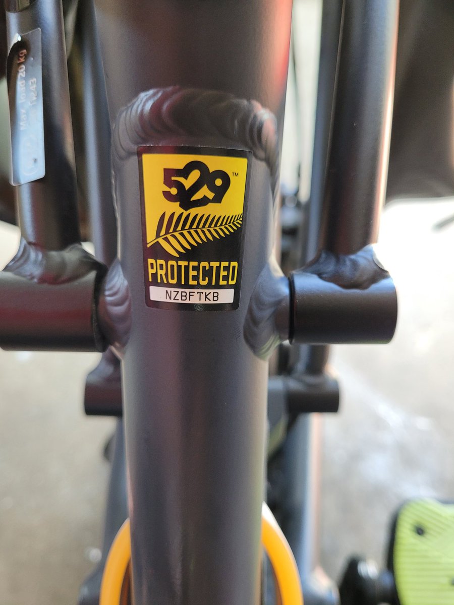 Ka_eke_Pahikara's tweet image. Another addition to the bike security @529Aotearoa #Project529. Thanks for coordinating this @BikeAKL #AklBikeLife