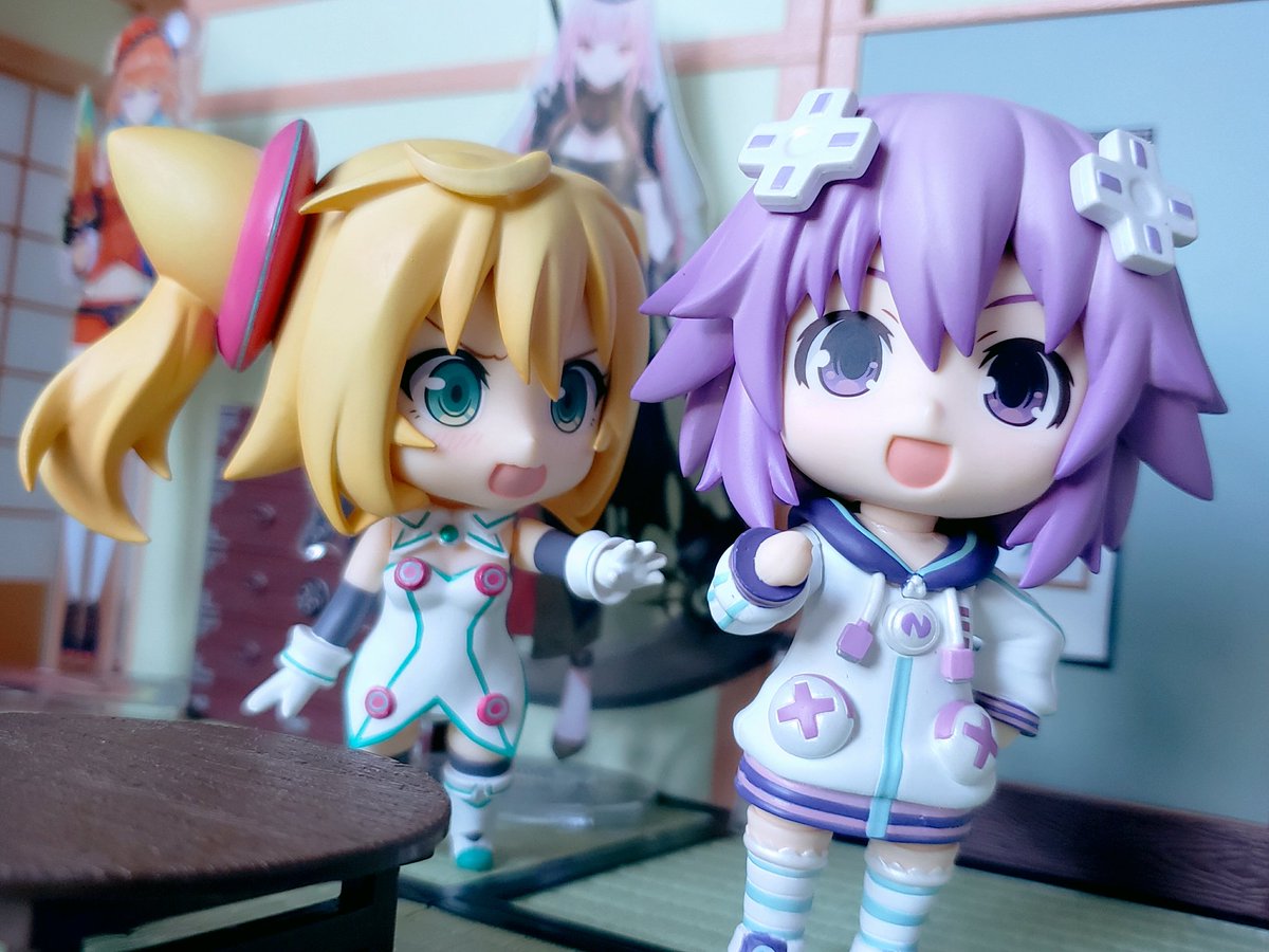 Vampiricotaku's tweet photo. Neptune: Heeeey! We finally got a place! We can finally stop using the outdoors set!
1-chan: Eh!? Nep can you not break the fourth wall to insult the owner!
#Neptune #Hyperdimensionneptunia #Goodsmilecompany #Hackadoll
#Anime #toyphotography #nendography #tomsenpainoticeme https://t.co/OkQpX93Vye