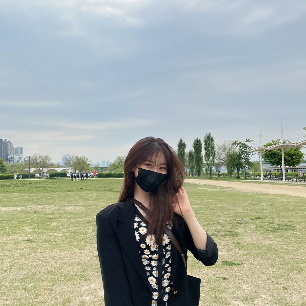 hourchaeyeon's tweet photo. #CHAEYEON #채연 https://t.co/Qy7xHfXRzF