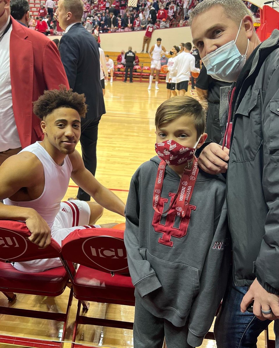 Before Rob’s big game he was kind enough to take pictures with two kids attending their first IUBB game. Jonah and Sam will remember this memory forever. Thank you <a href="/robphinisee1/">Rob Phinisee</a>! ♥️ #iubb