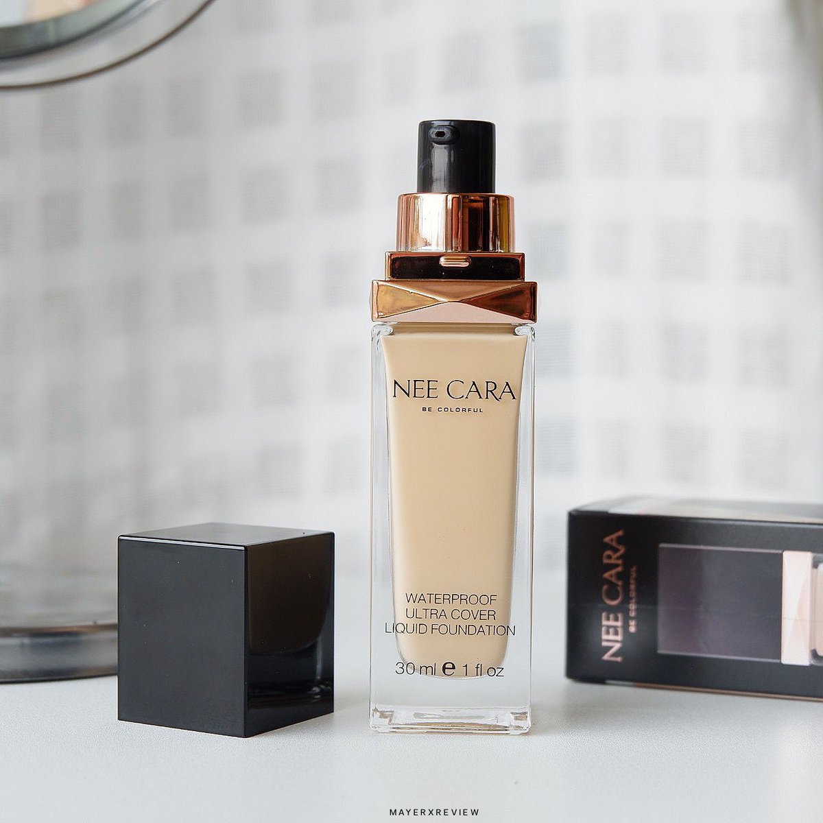 memayerr's tweet image. แกรร ! รองพื้นตัวนี้ของ Nee Cara ทำจึ้งมาก ทาแล้วงานผิวจริ๊งง ปลื้มจนต้องหยิบมาบอกกล่าว เป็นเนื้อแมตต์แต่ไม่แห้งเกินนะ สบายผิว ไม่หนักหน้า แถมไม่เป็นคราบด้วย ทำให้แต่งหน้าง่ายมากๆ ไอเลิฟฟฟ แถมตอนนี้เหลือแค่ 215฿ เอง คนที่ชอบรองพื้นเนื้อแมตต์ต้องมี ! #รีวิวneecara #ใช้ดีบอกต่อ