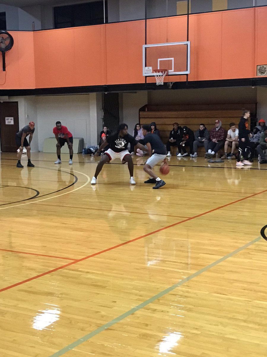 Congratulations to the top 3 placers of the 1st Annual Martin Luther King Jr 3v3 Basketball Tournament 🏆

🥇Top 2 not 2 <a href="/JayQuanLincoln1/">Linc 🔑</a> 
🥈NBK <a href="/droush2000/">Devon</a> 
🥉Kids Next Door