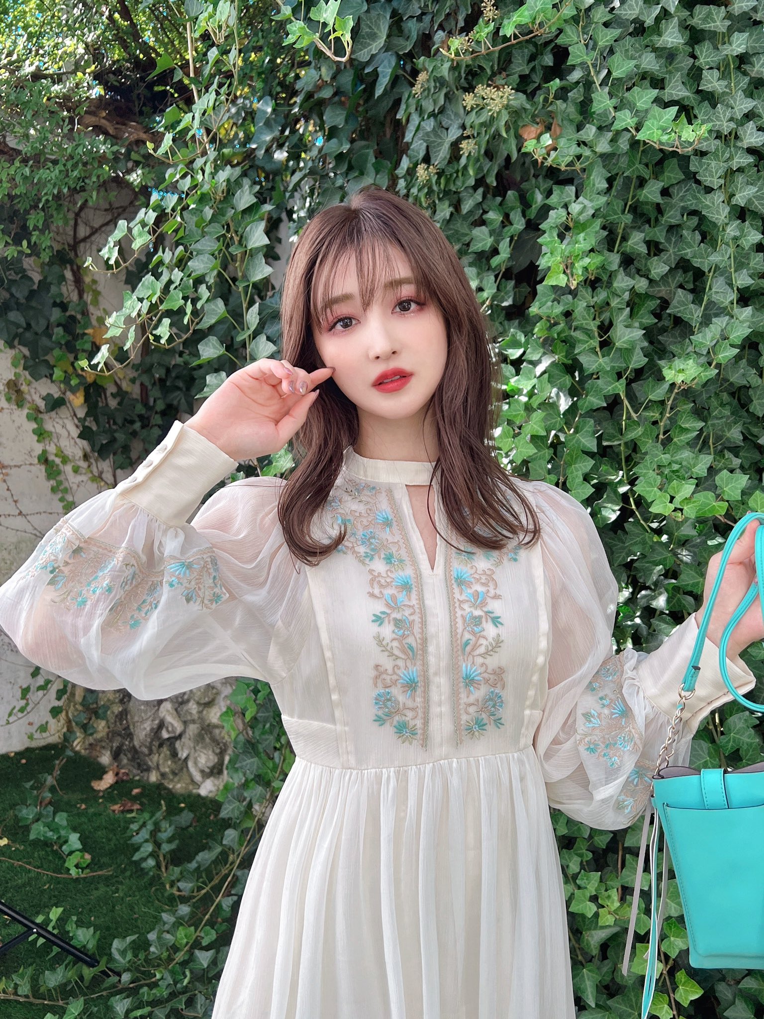 人気の新作 新希咲乃×MERCURYDUO 楊柳刺繍ワンピース tdh-latinoamerica.de