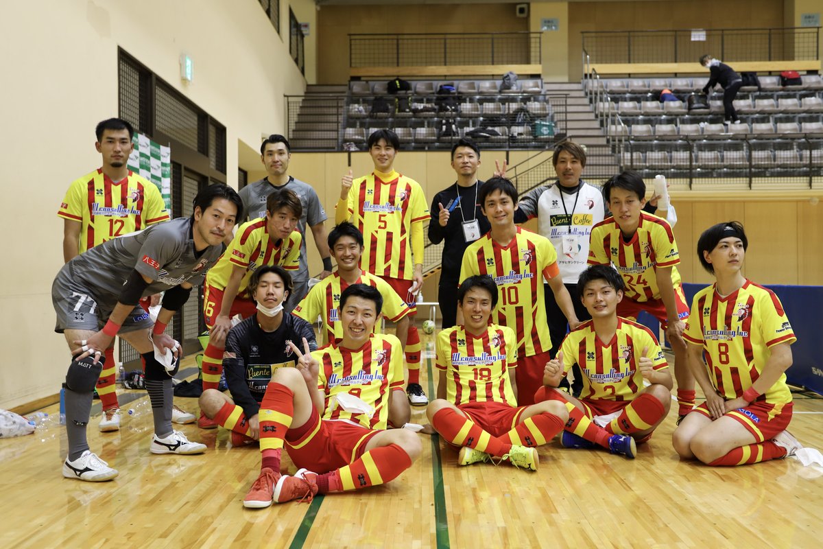 FIRE_HACHIOJI's tweet photo. 【全日本フットサル選手権関東大会のお知らせ】
1/22(土)10:00～
VS FC NAKAI
※無観客試合
この試合もファイルフォックスTVにてライブ配信！
https://t.co/vCDklb6Mk1
応援宜しくお願い致します！
#ファイルフォックス八王子
#八王子からFリーグへ
#Fの頂 https://t.co/IRKLxkK2uB