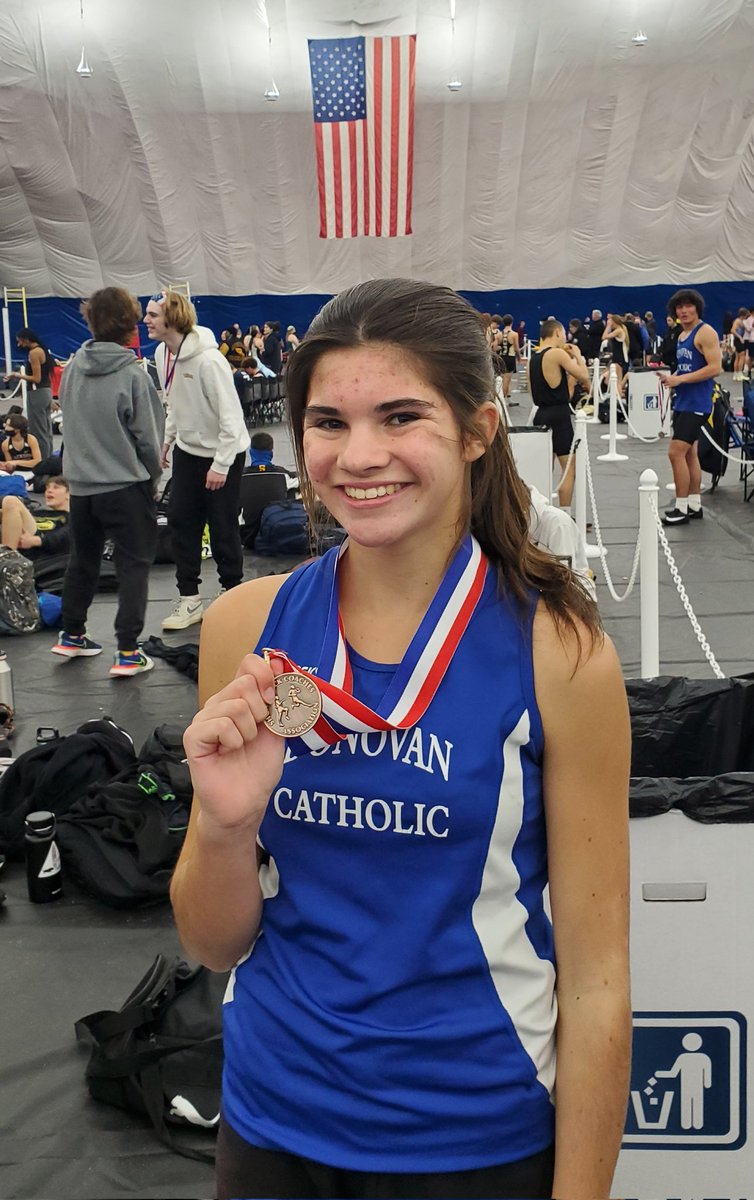 donovan_track's tweet photo. Freshman Josalyn Rush places 3rd in the JV 55m dash at the Ocean County Championships @DonovanSports @DonovanGriffins https://t.co/Oef5Icg1Iz