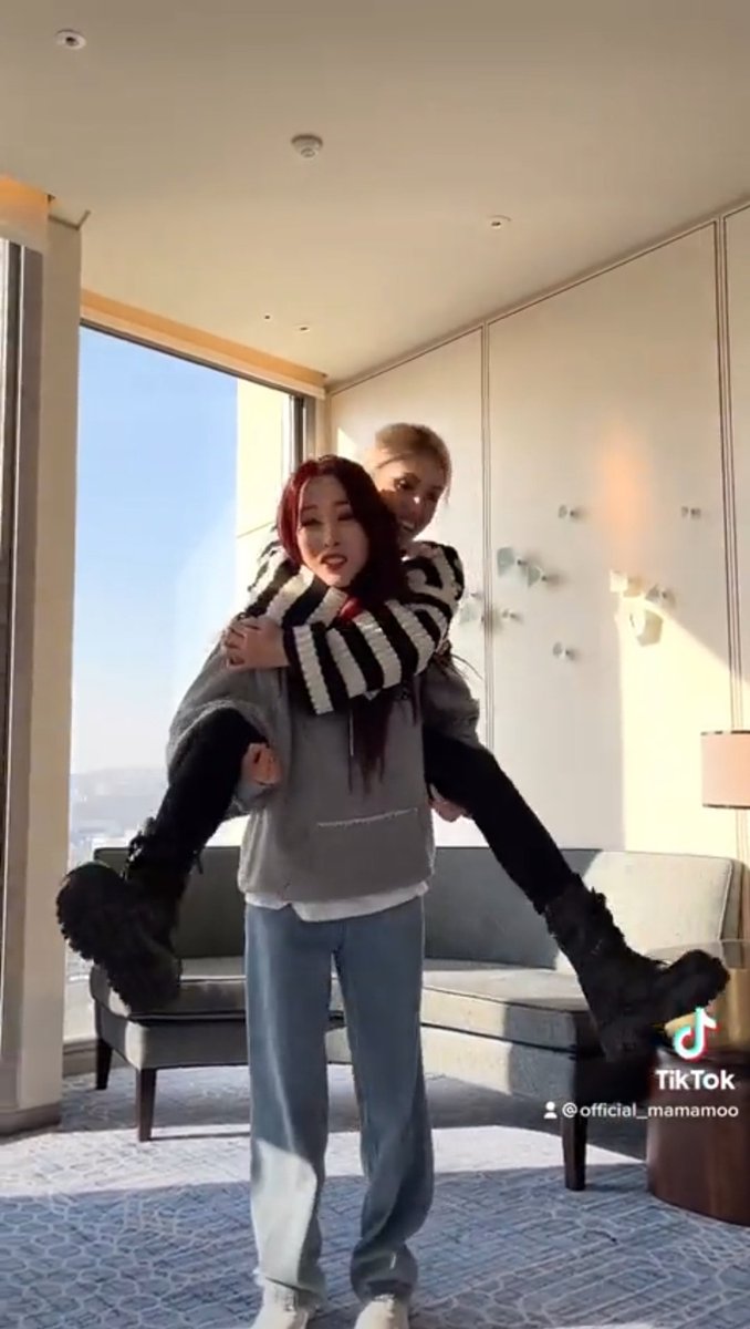ddongbyullie's tweet photo. THEYRE SO CUTE https://t.co/6FaiC3t1Sr