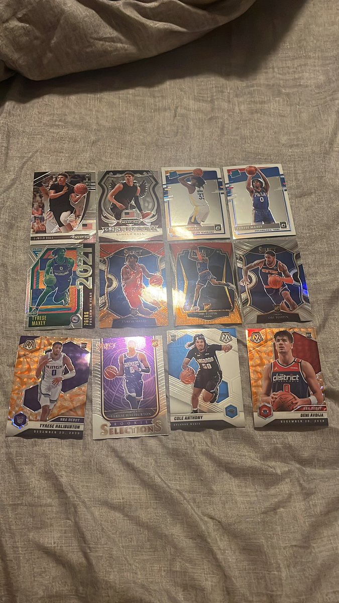 CardCommander2's tweet image. 2020 NBA Rookies $3 each PWE @HobbyConnector