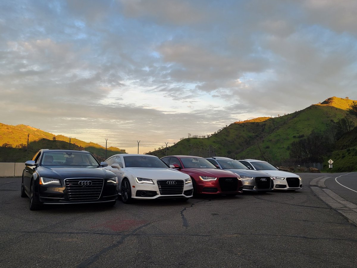 sfolau_'s tweet photo. first time doing a little car meet and made some new friends 😎 https://t.co/X75duwo3ZS