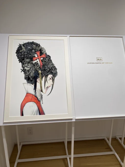 【グレ吉ウラ話】昨年開催された『Manga Art Exhibition / Oh! great 大暮維人Boxed Beauty』からの一枚。こちらの絵には、グレ吉くんの好きな色である黒の濃淡を使った細かな描写が詰め込まれています。(グレスタ)
@MangaartJ 