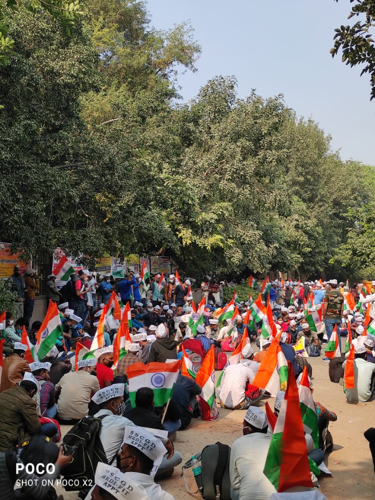 Ranbir_Crpf's tweet photo. हार नहीं मानूंगा वर्दी मेरा जुनून है
क्योंकि मैंने तीनों चक्रव्यूह पार किए हैं
में जंतर मंतर फिर लौट कर आउंगा
जब तक नियुक्ति पत्र नहीं मिल जाता
#SSCGD18_नियुक्ति_नहीं_तो_वोट_नहीं https://t.co/JQHCNPUK6F