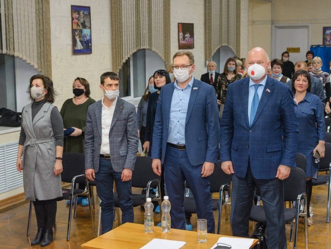 Принял участие в работе XXXIV Конференции Железнодорожного местного отделения Всероссийской политической партии «Единая Россия».
В ходе конференции Глава администрации Железнодорожного района города Пензы Андрей Андреевич Шулькин был избран секретарём местного отделения.