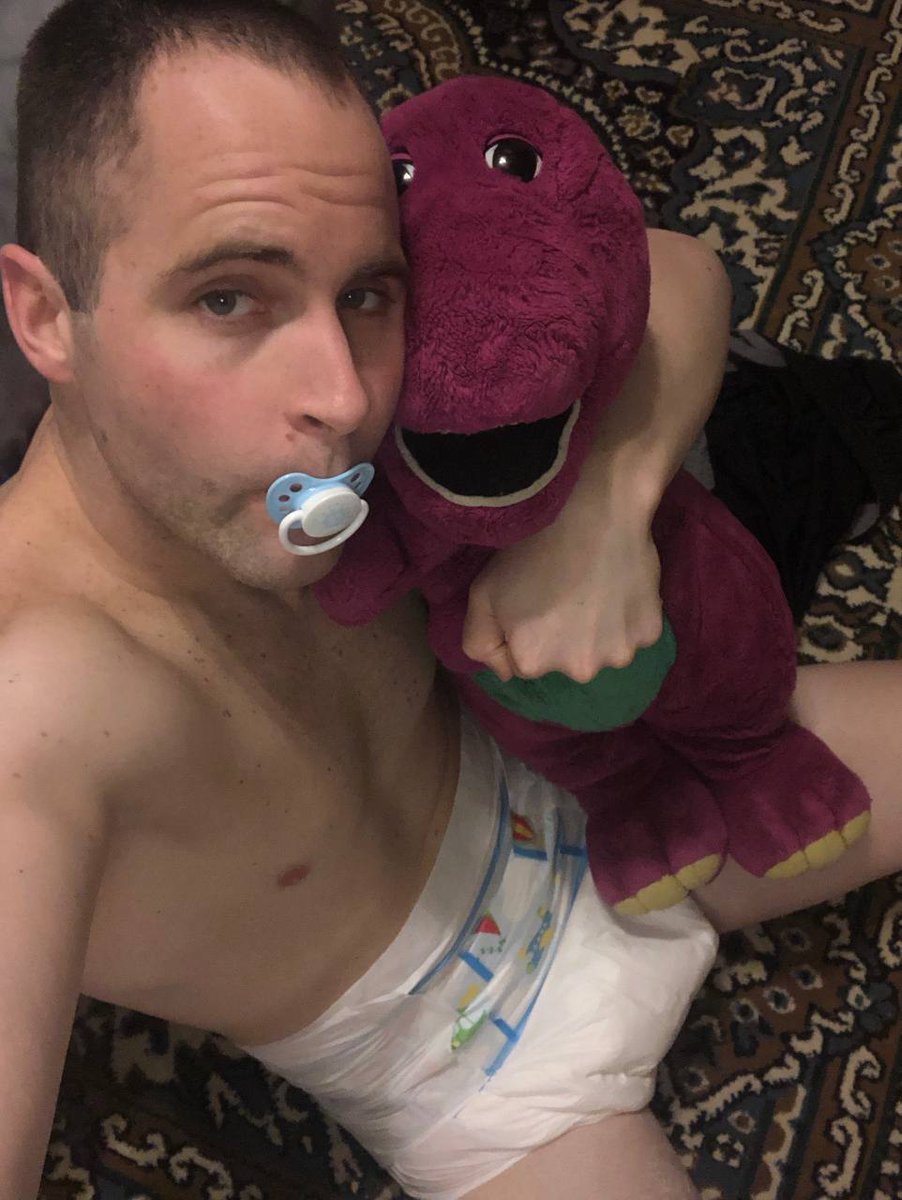 ExposeDiezel's tweet photo. Got some good pictures of diezel cuddling his barny plushie, hope he can hump it again https://t.co/ghbGop7cSi