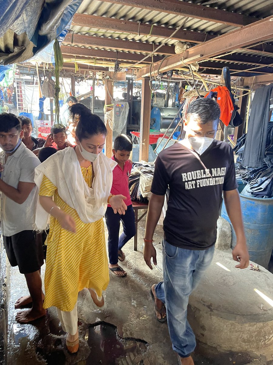 ROUBLENAGI's tweet photo. Menstruation remains shrouded in shame &amp; ignorance because of d lack of education &amp; knowledge.Sustained advocacy efforts by @RNAFMUMBAI in various slums &amp; villages across India has helped break d silence &amp; create awareness about d negative social norms that surround menstruation. https://t.co/ics8SYLEow